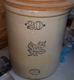 20 Gallon Crock
