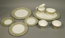 Lot 110 50pc ROYAL DOULTON Dinnerware Set