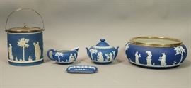 Lot 184 5pc Lot WEDGWOOD England China. Large Bowl with b