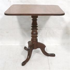 Lot 290 18th Century Square Tilt Top Tripod Mahogany Side