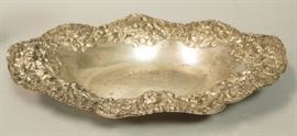 Lot 454 S KIRK  SON Sterling Silver Oval Deep Dish. Wi