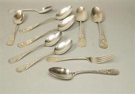 Lot 462 10pc Sterling Silver Serving Spoons. 1 fork in lo