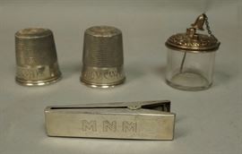 Lot 486 4pc Sterling Silver Items. Pr Large Thimble Shot