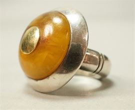 Lot 536 LAURENCE De VRIES Amber,Sterling 18K Gold Ring. H