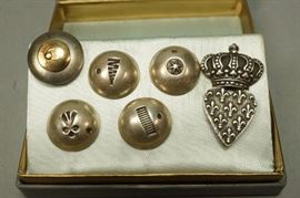 Lot 543 Lot 6 LAURENCE de VRIES Sterling Silver Tie Tacs.