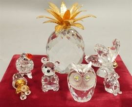 Lot 72 7pc SWAROVSKI Crystal Figures. Parrot, Pineapple