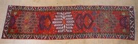 Lot 362 27 x 97 Handmade Oriental Carpet Rug Runner. G
