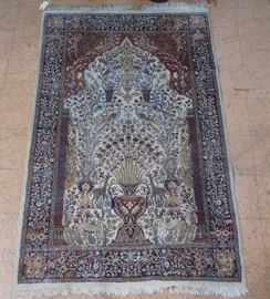 Lot 375 47 x 73 Handmade Oriental Carpet Rug. Center ba