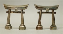 Lot 497 Pr Japanese Archway Gates. Sterling Silver Figura