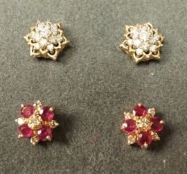 Lot 598 2pr 14K Gold Small Cluster Post Earrings. 1 Ruby