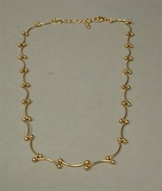 Lot 602 14K Gold Delicate Ball Link Necklace. Marked. 