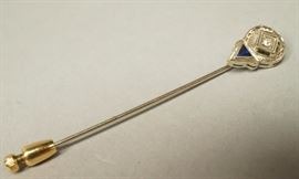 Lot 616 18K White Gold Art Deco Sapphire Diamond Stickpin