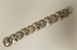 Lot 641 GEORG JENSEN Sterling Silver Heavy Link Bracelet.