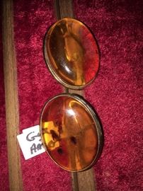 14K gold with Amber
