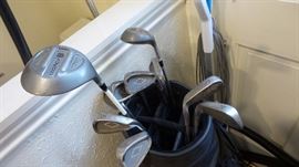 Spaulding Legacy TI golf set.  Golf bag, Golf travel bag