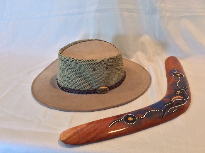 Australian boomerang and Jackaroo leather hat. 