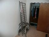 Futon frame (no futon)