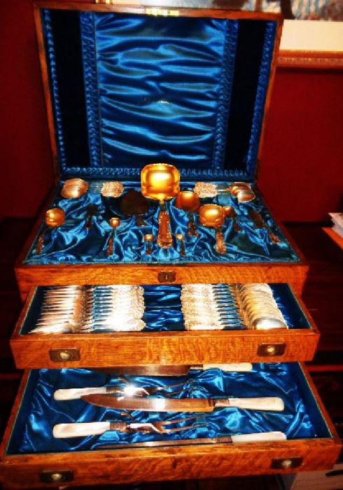 Antique Southern (1892) Towle "Old English" Pattern 100-Piece Sterling Silver Cutlery Set in Locking Oak Silver Chest from B.H. Stief Jewelry Company of Nashville, TN. More information on this item is coming. Emailed Absentee Bids are Welcomed with this Item, please see our website for Terms and Conditions. 