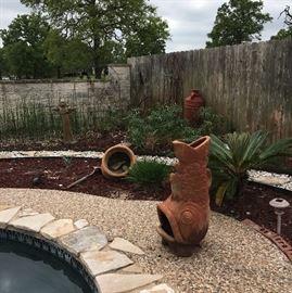 Assorted garden pottery