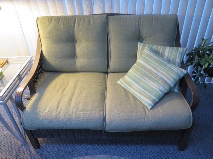 Lay-Z-Boy Love Seat, Indoor/Outdoor/Sun-room. 49'' W x 32'' D x 35'' H, seat height 17'' 