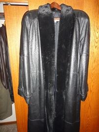 Faux Fur Trim long leather coat 