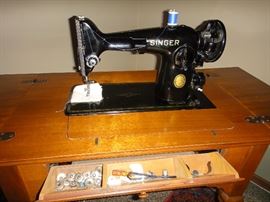 Singer Sewing Machine