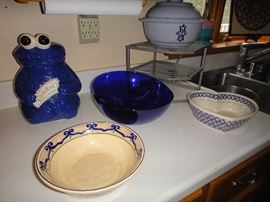 Dishware