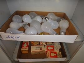 200watt, 300watt, 3 way bulbs 