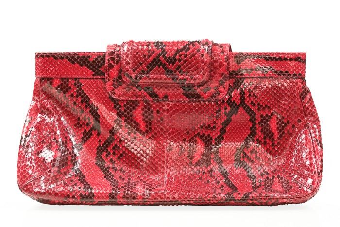 Oscar de la Renta red and black snakeskin clutch. Like new.  Retails at $2295. Tag in bag. STARTING BID: $450 -- FIND MORE ITEMS ON OUR LIVE AUCTION WEBSITE! 