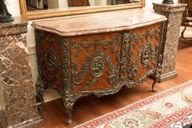 You can find the details of this item under the 'Furniture' along with many other amazing items on our live auction website at www.gravesopendoor.com