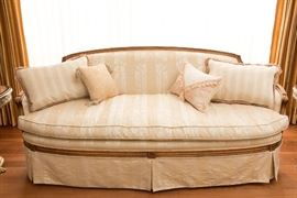 You can find the details of this item under the 'Furniture' along with many other amazing items on our live auction website at www.gravesopendoor.com