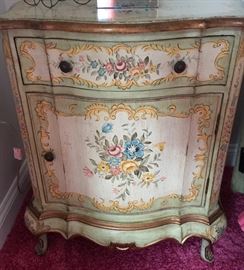 French Provincial Handpainted Nightstand (16’’ x 26’’ x 29’’)