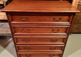 Mahogany 5 Drawer Chest
