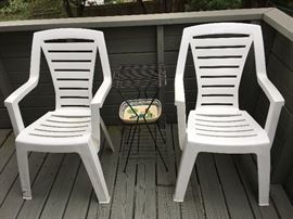 1950 "hair pin' wire magazine rack, mexico ware