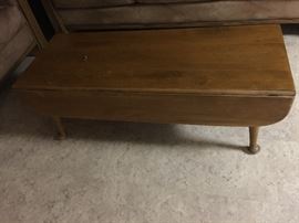 Maple Drop Leaf Coffee Table (44’’ x 18’’ x 15’’)