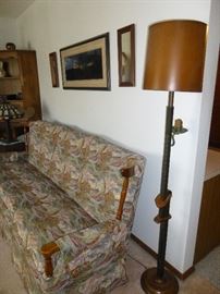 RARE VINTAGE RATCHET FLOOR LAMP WITH CANDLE HOLDER ON SIDE
