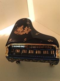 Limoges Piano Trinket Box