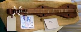 Mountain Dulcimer w Hammer/strings/instr book