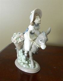 SAMPLING of Lladro's with boxes - Perfect!  Over 40 pieces!! 