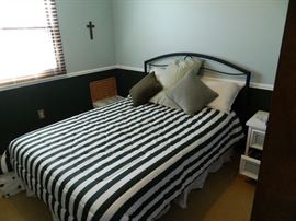 Another nice metal bedframe with foundations