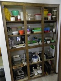 Loads of Kitchen items