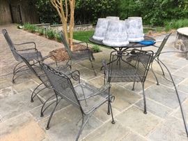 Wrought Iron Furniture and 4 pots