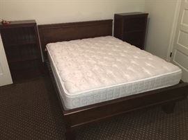 Queen size bed
