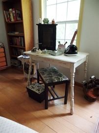 Another view of the shabby table