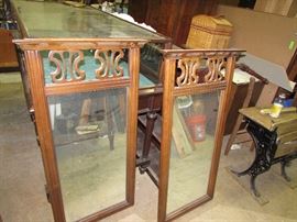 Pair of wall mirrors