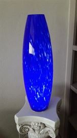 Beautiful glass lamp. Picture does not do this justice.