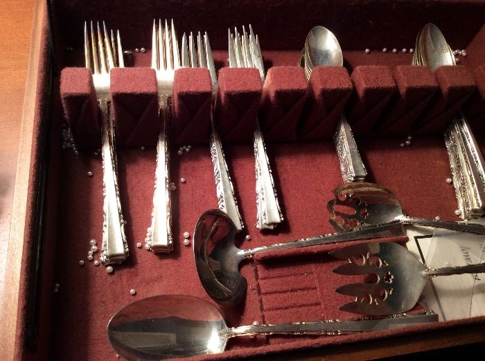 Lund Madrigal Sterling Silver 8 piece place setting