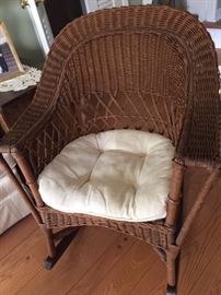 Beautiful Antique rocker from early 1900s. It is in great condition