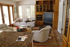 Owner decided to take sofa and 2 chairs, Sorry not for sale. 