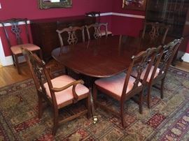 68''L, 45''W.... 2x16'' Leaves